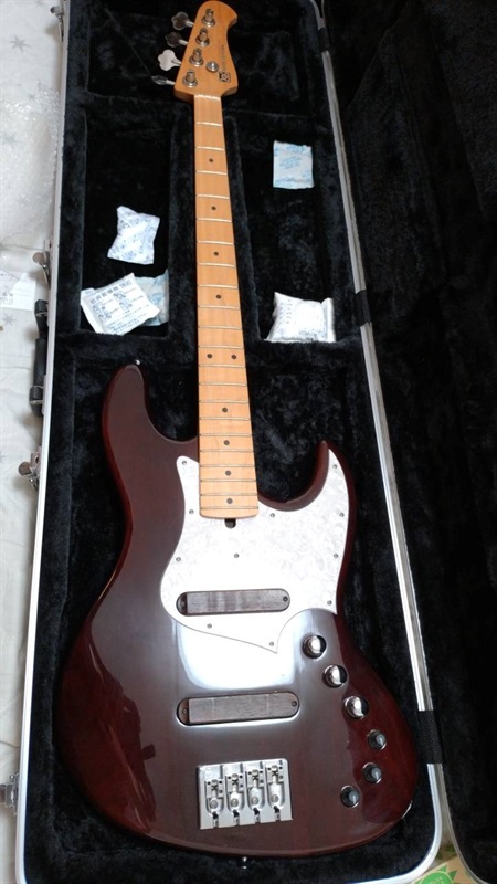 Xotic XJ-1T 4stの画像